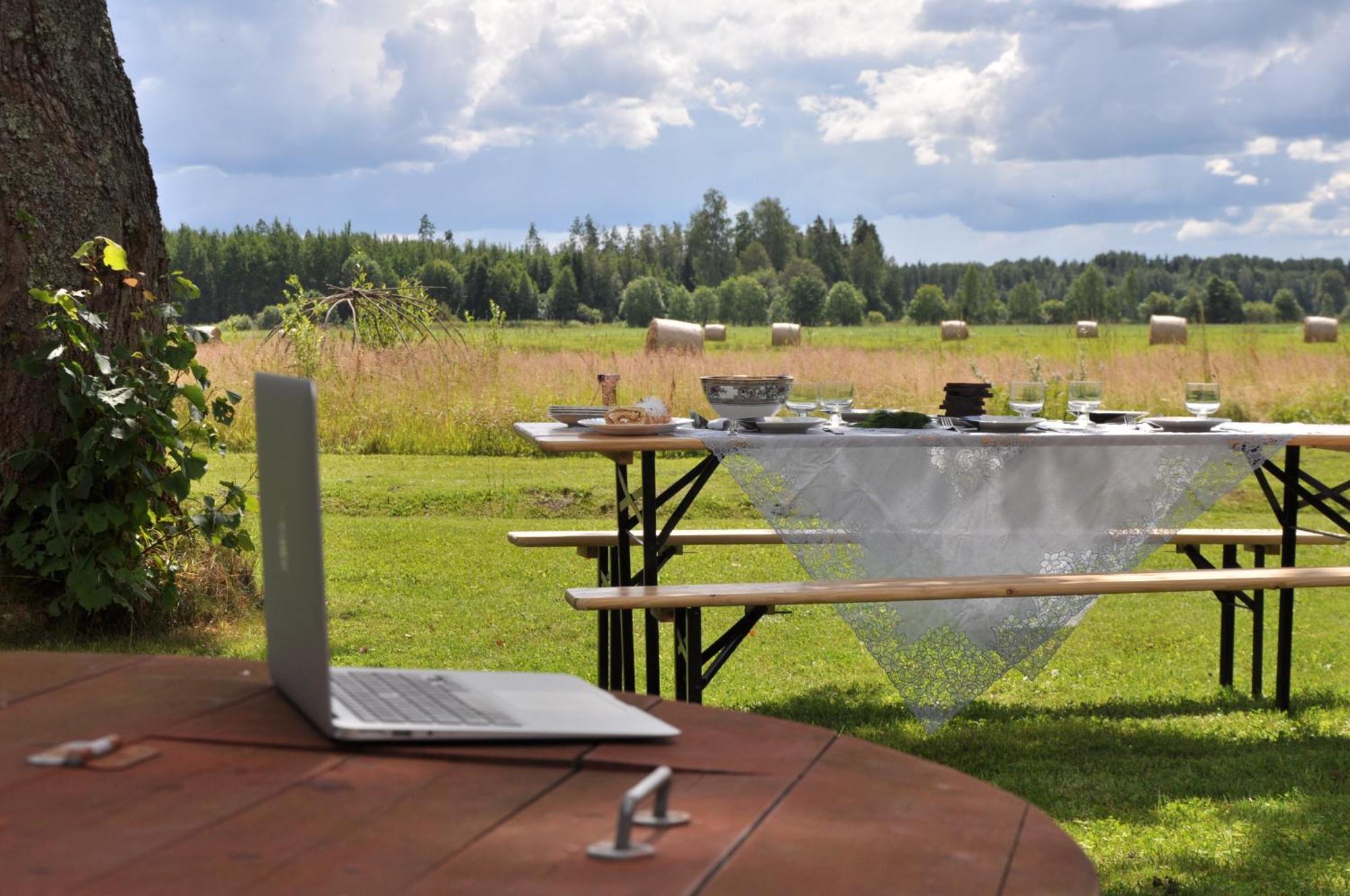 Ponka Guesthouse Jõesuu Exteriör bild